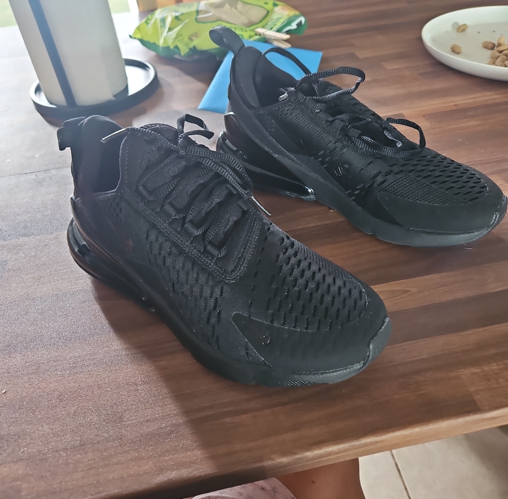 Nike Women's Black Athletic Sneakers